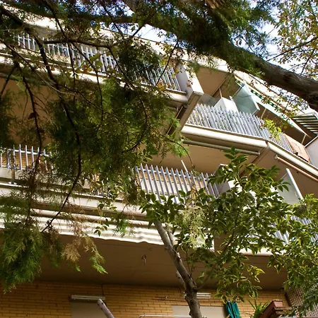 فندق مبيت وإفطار Agliarvali