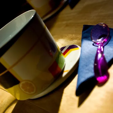 Oda ve Kahvaltı Agliarvali *